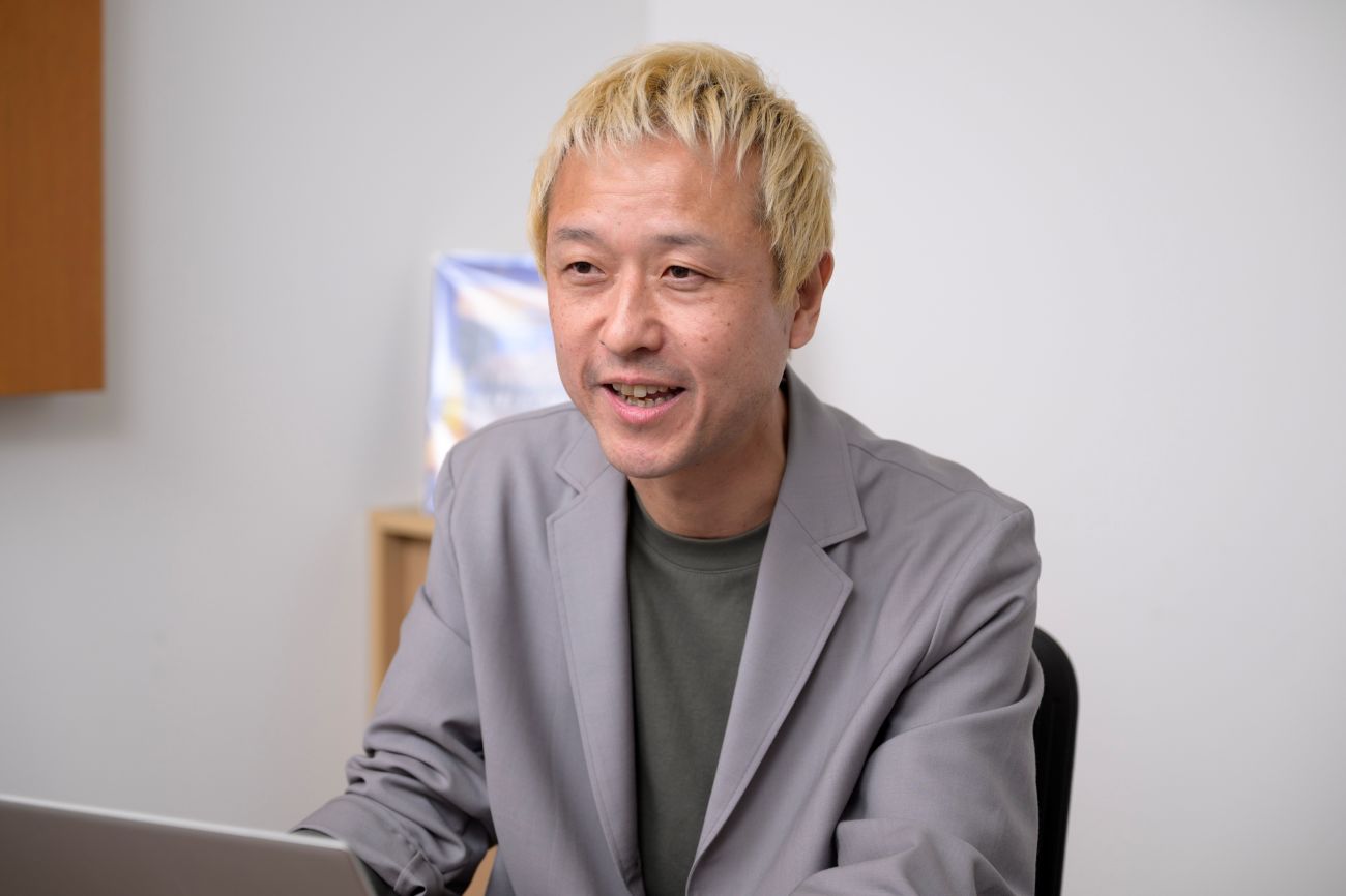 アジアシンボルジャパントレーディング株式会社　ECセールス・マーケティングアシスタントマネージャー　川﨑 誠司氏