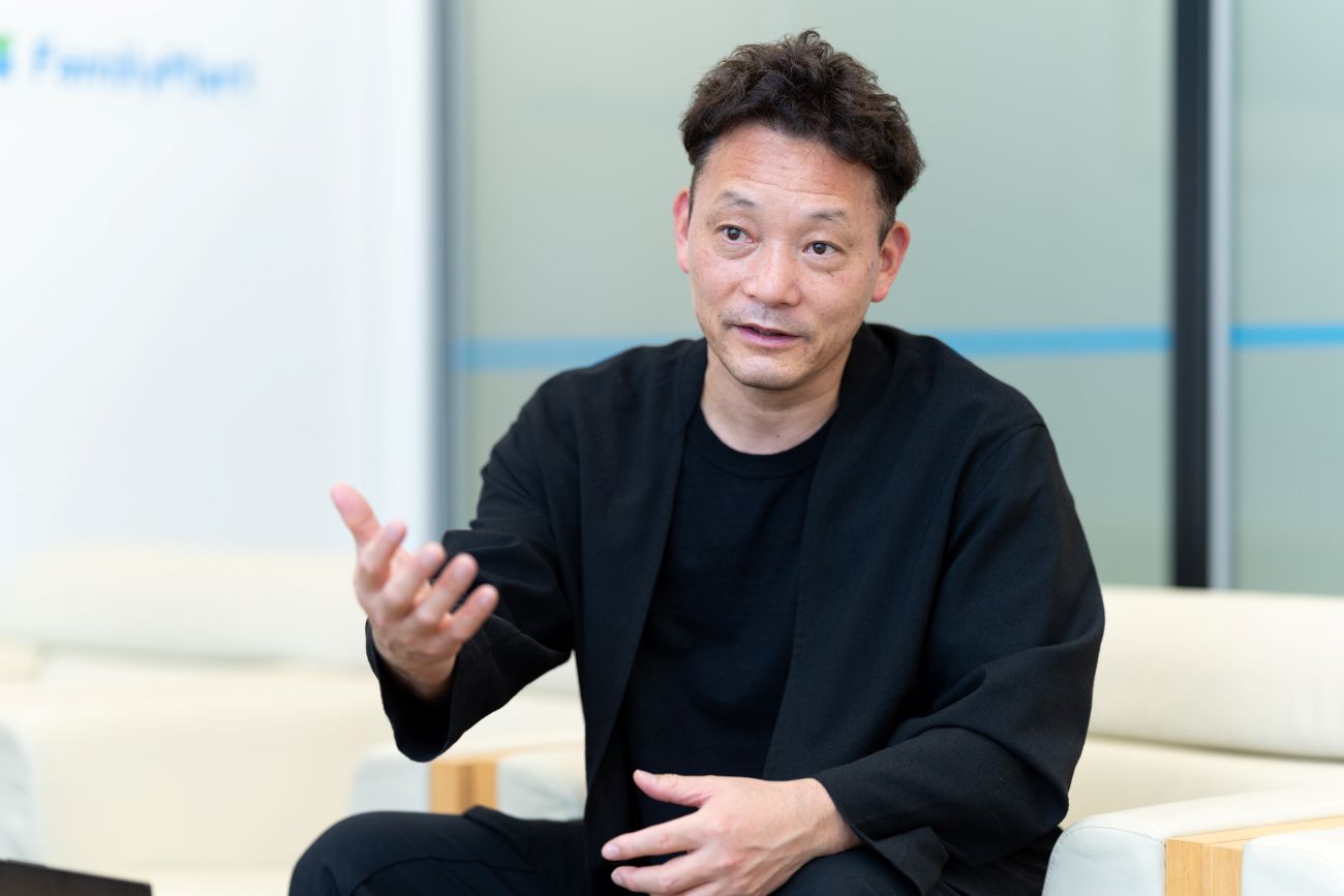 株式会社ファミリーマート エグゼクティブディレクター CSCO補佐（商品価値・MD改革） 南雲 克明氏
