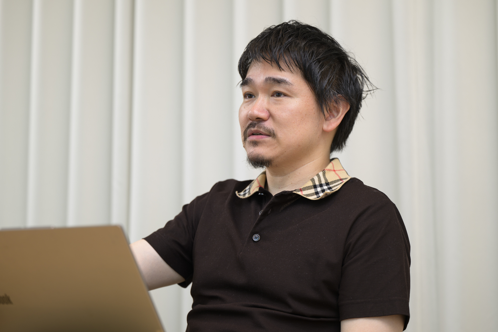 画像を説明するテキストなくても可