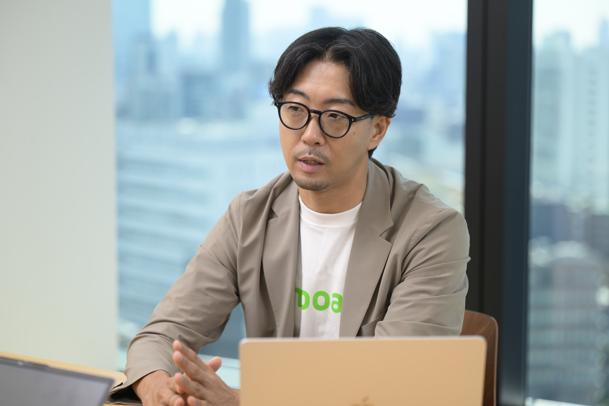 画像を説明するテキストなくても可