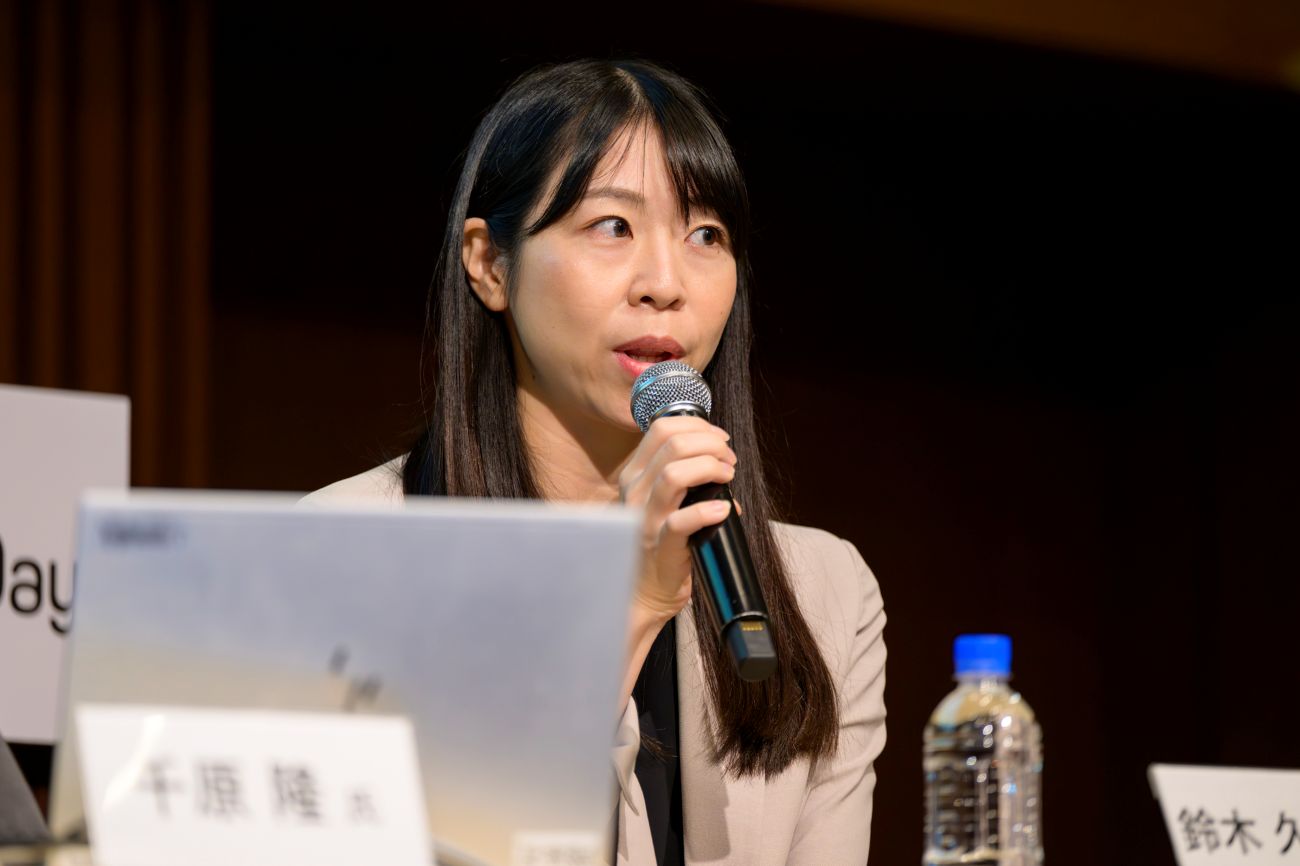 画像を説明するテキストなくても可