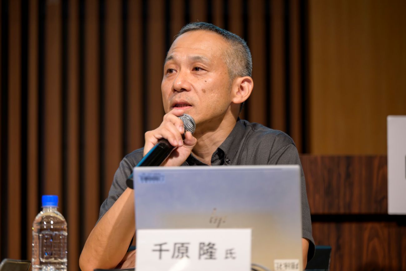 画像を説明するテキストなくても可