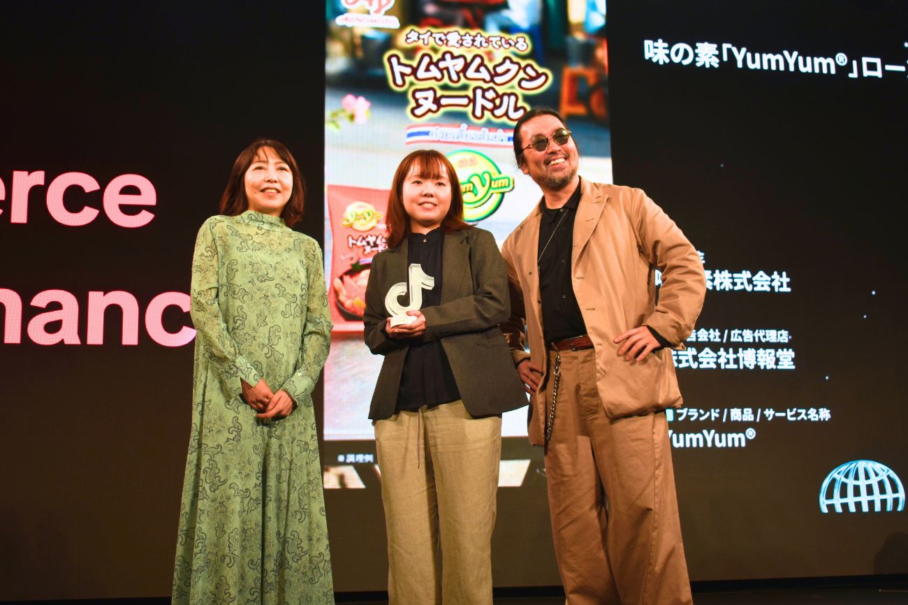 画像を説明するテキストなくても可