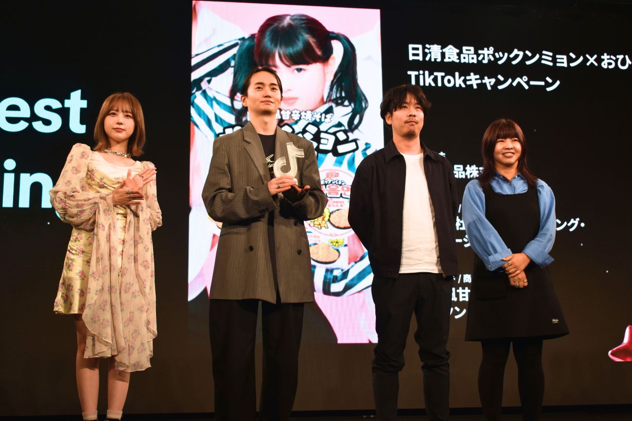 画像を説明するテキストなくても可